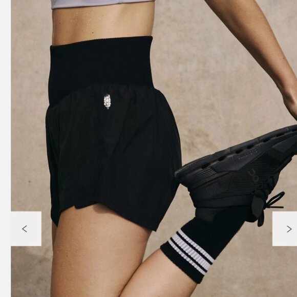 FREE PEOPLE Carpe Diem Shorts BLACK SIZE S SMALL NWT - Picture 2 of 3